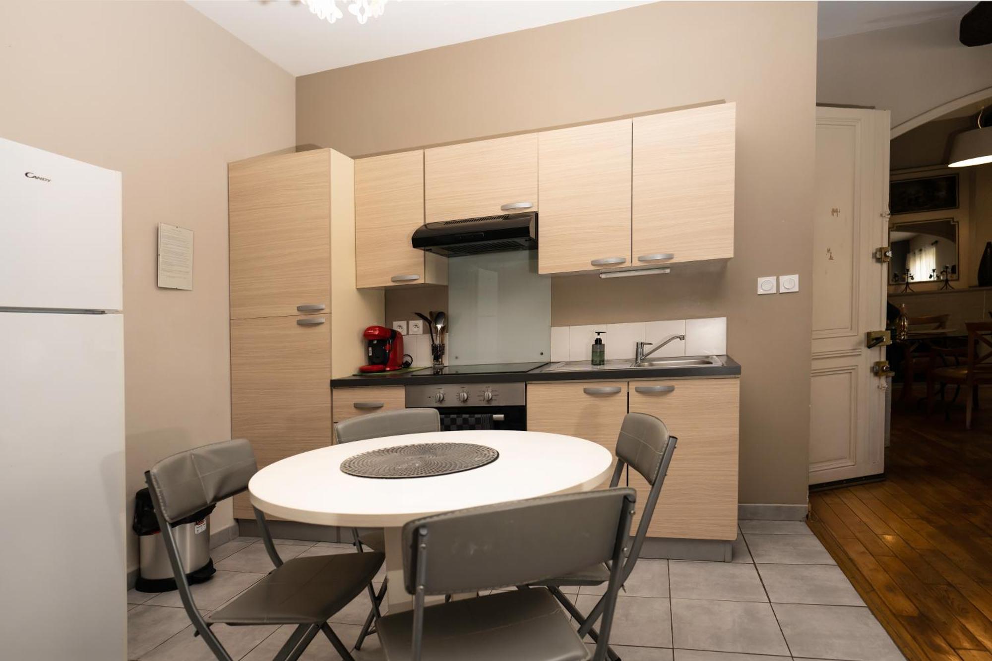 "Air D'Antan"-Meuble De Tourisme 3 Etoiles -Residence "Les Logis De Beziers"-Garage Optionnel-Coeur De Ville-Plages A 16Km ! Dış mekan fotoğraf